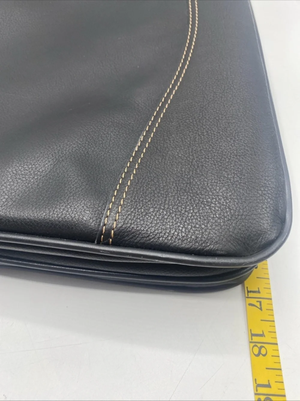 Franklin Covey Leather Messenger Shoulder Laptop Bag Travel Handbag Purse Black